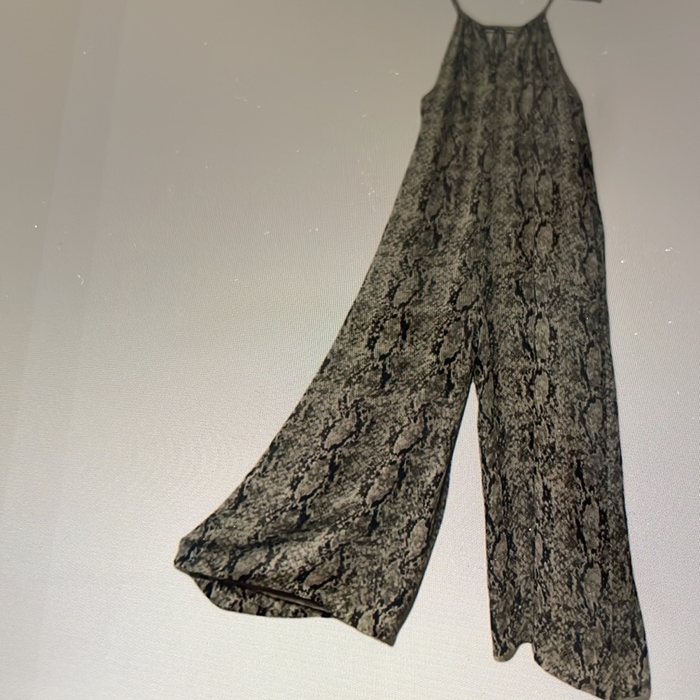 STORIA SNAKE PRINT HALTER JUMPSUIT SIZE S